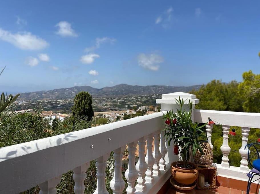 Precioso Apartamento Mandarinos Con Vistas Al Mar Нерха Экстерьер фото