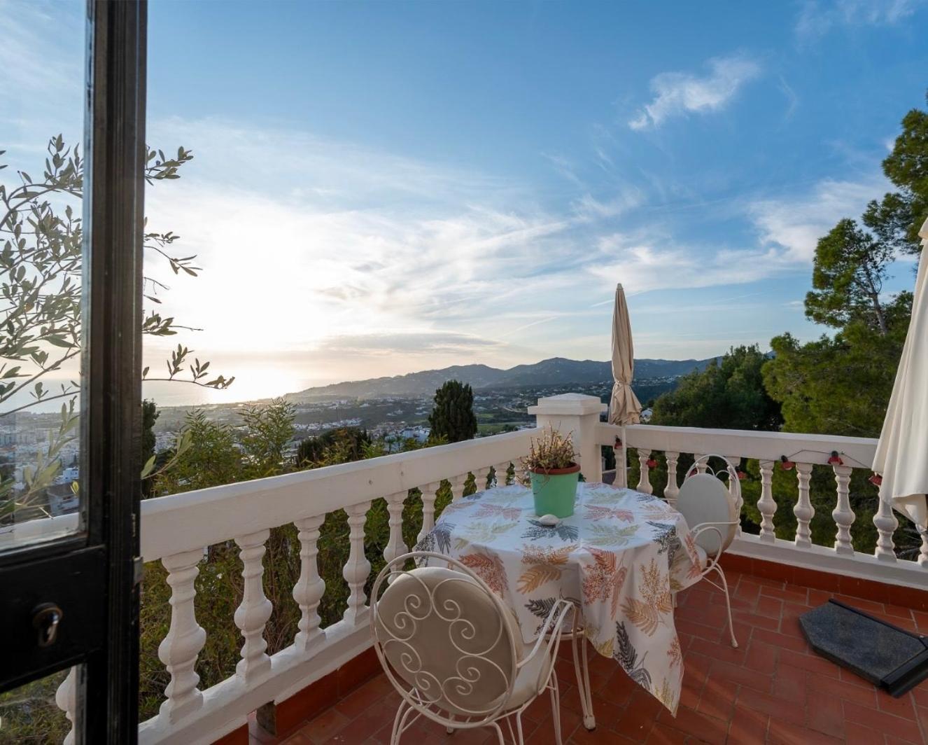 Precioso Apartamento Mandarinos Con Vistas Al Mar Нерха Экстерьер фото